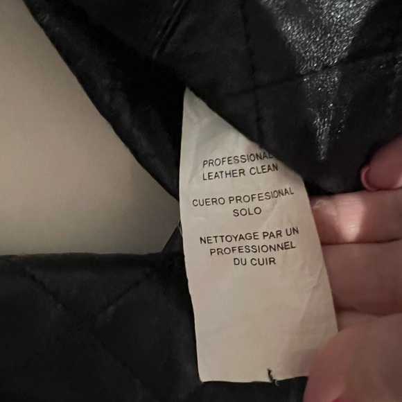 Vintage Bebe leather jacket, cropped, diamond quilt, exagerated collar, black,XS - Picture 11 of 12